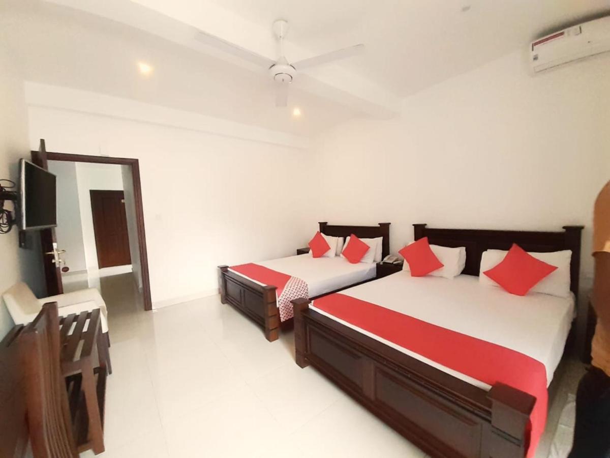 Hotel Bamiyan Kandy Kültér fotó