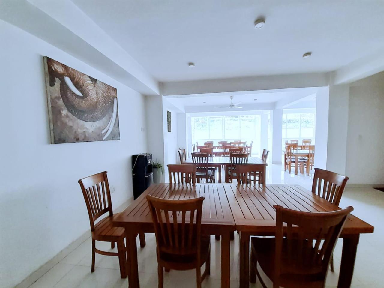 Hotel Bamiyan Kandy Kültér fotó