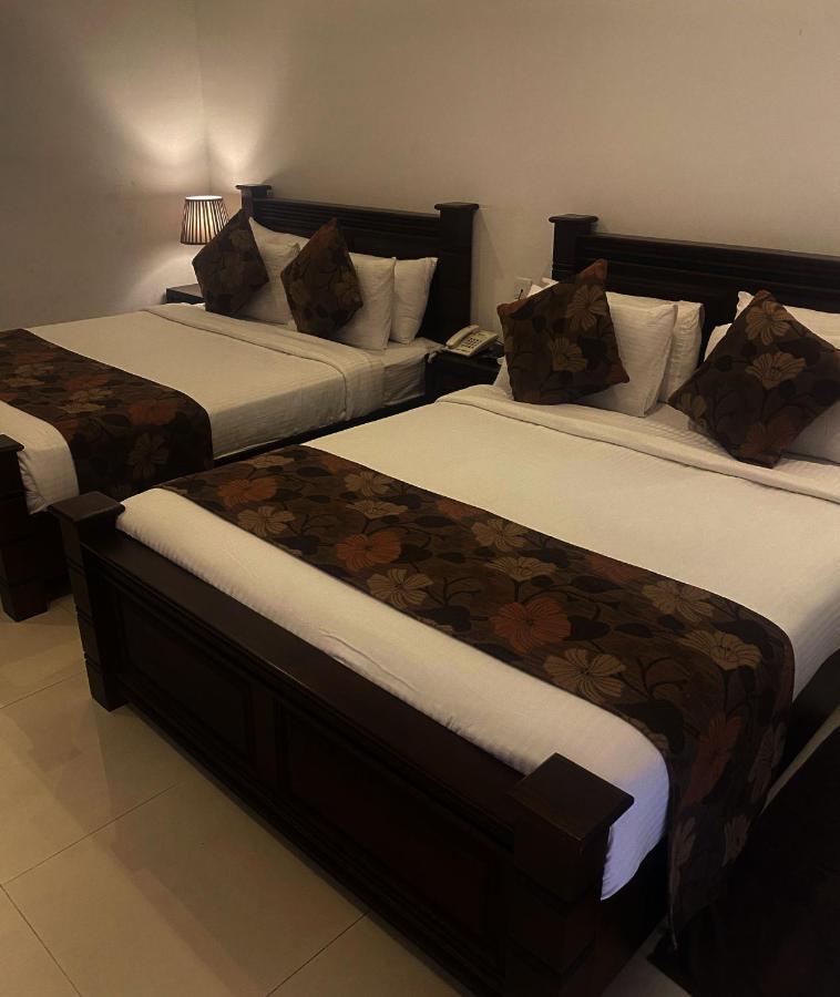 Hotel Bamiyan Kandy Kültér fotó