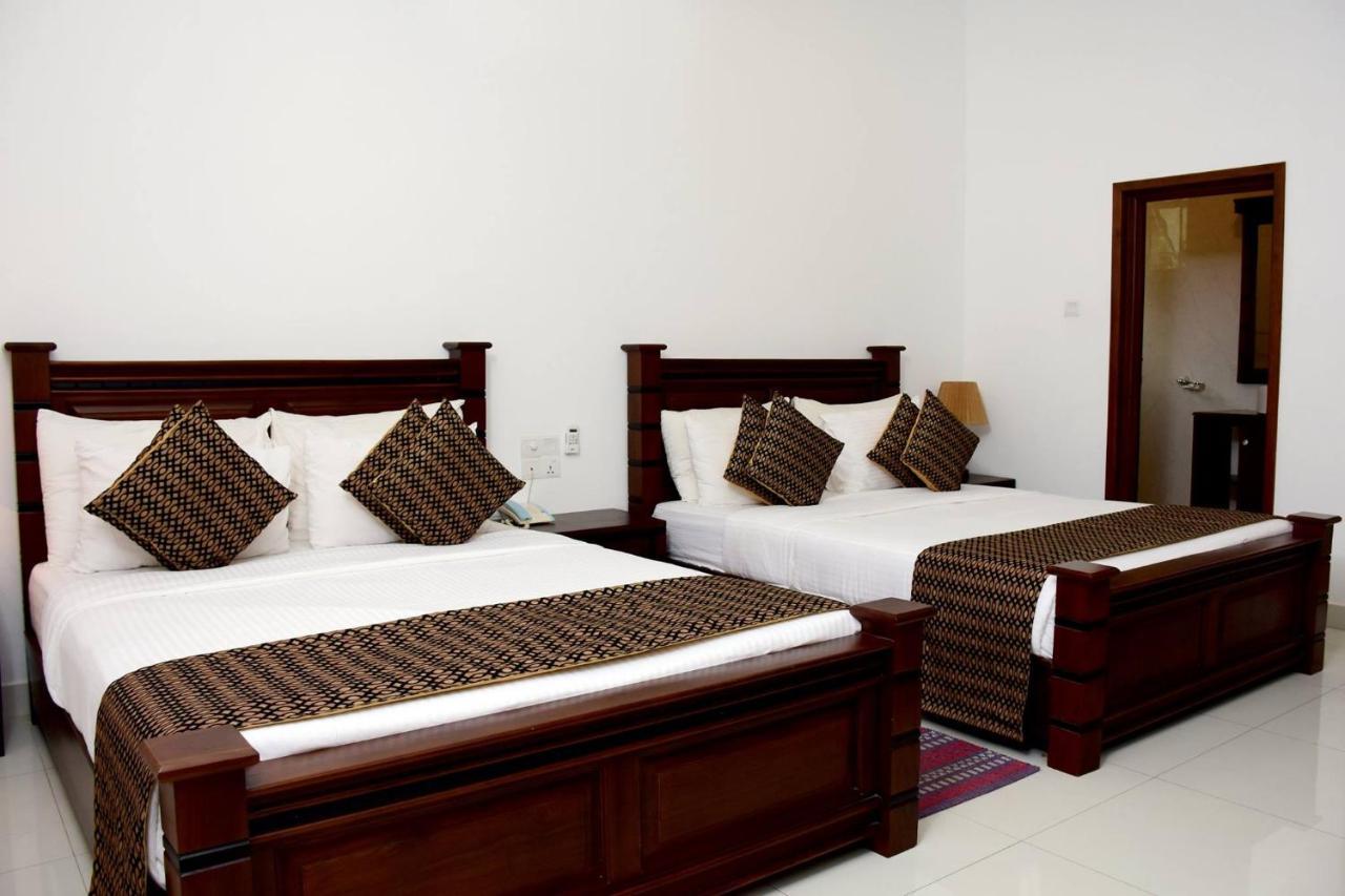 Hotel Bamiyan Kandy Kültér fotó