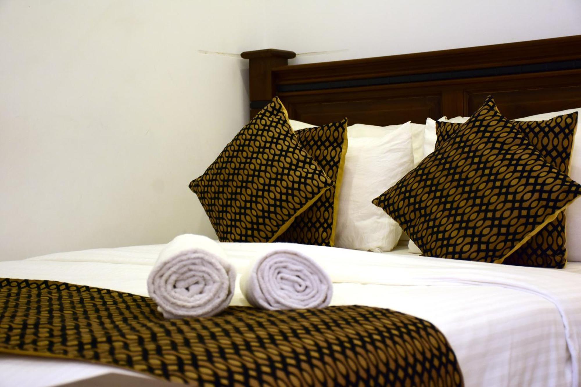 Hotel Bamiyan Kandy Kültér fotó