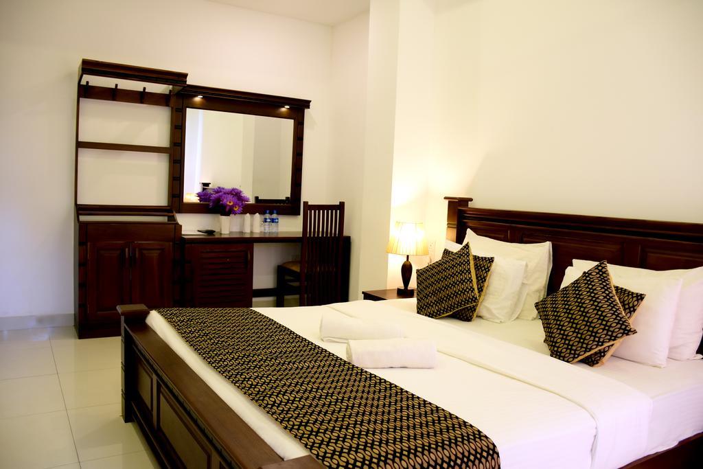 Hotel Bamiyan Kandy Kültér fotó